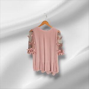 Forever 21 Pink Floral Sleeve Blouse